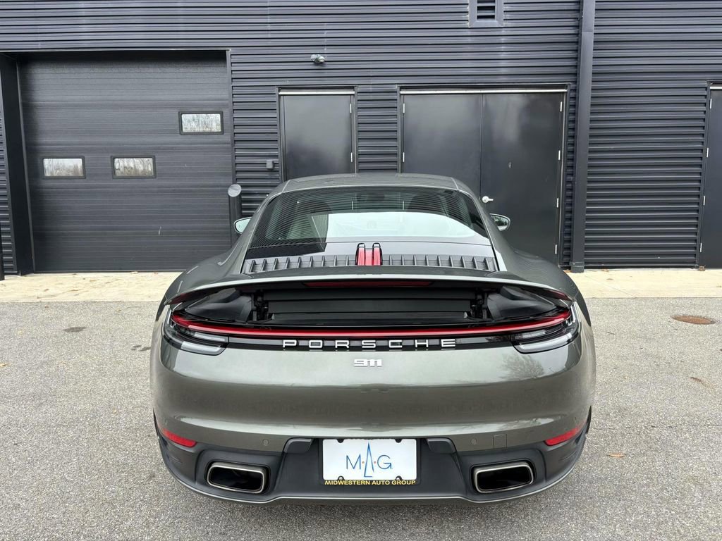 Certified 2022 Porsche 911 Carrera image 9