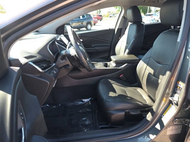 Used 2017 Chevrolet Volt Premier w/ Driver Confidence II Package FWD image 13
