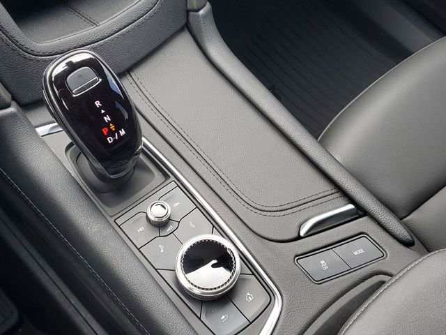 Certified 2025 Cadillac XT6 Luxury image 24