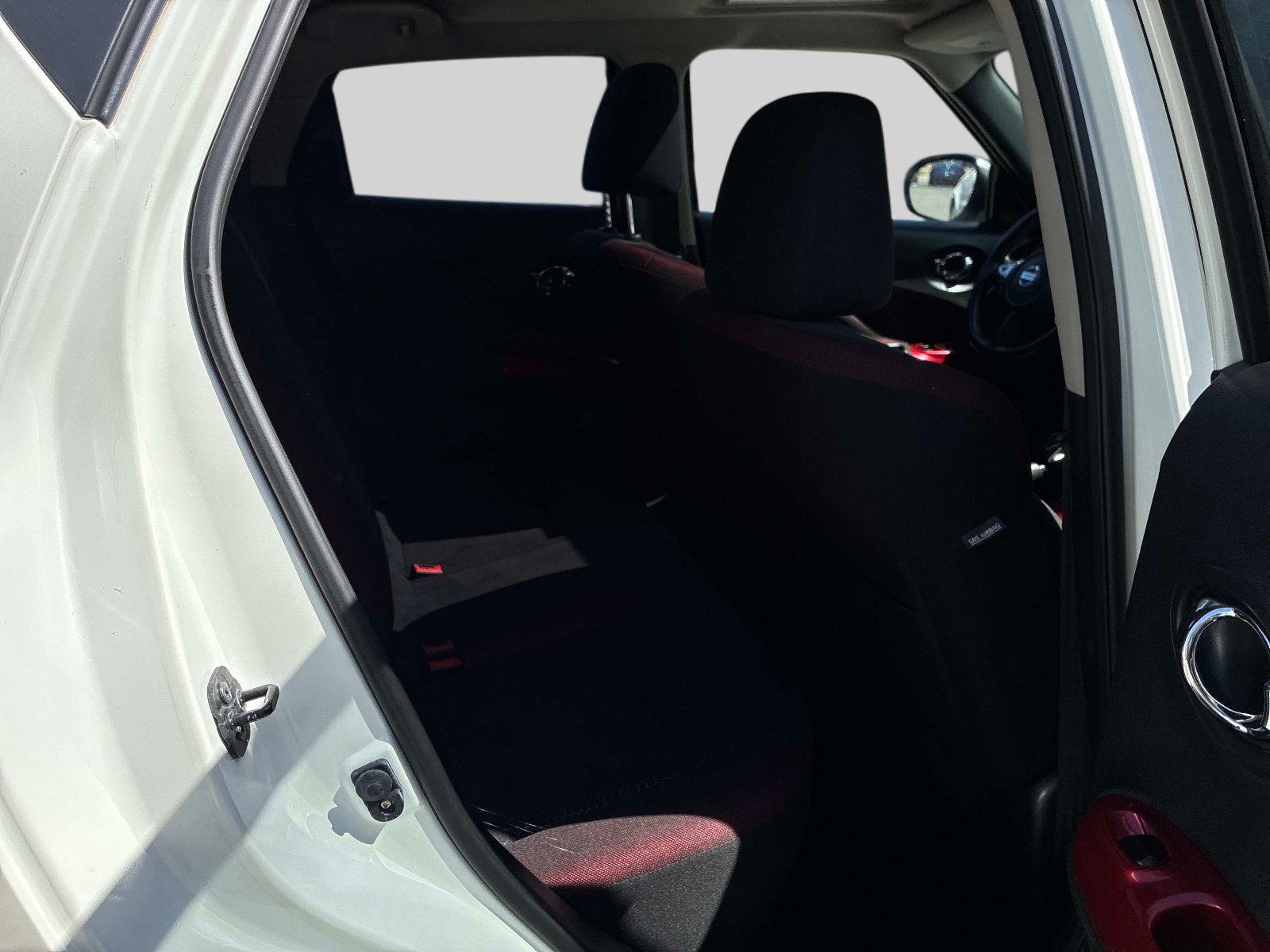 Used 2014 Nissan Juke SV AWD/4WD image 8