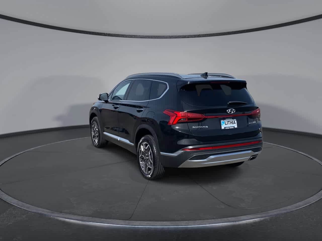 Used 2023 Hyundai Santa Fe Limited w/ Cargo Package AWD/4WD image 8