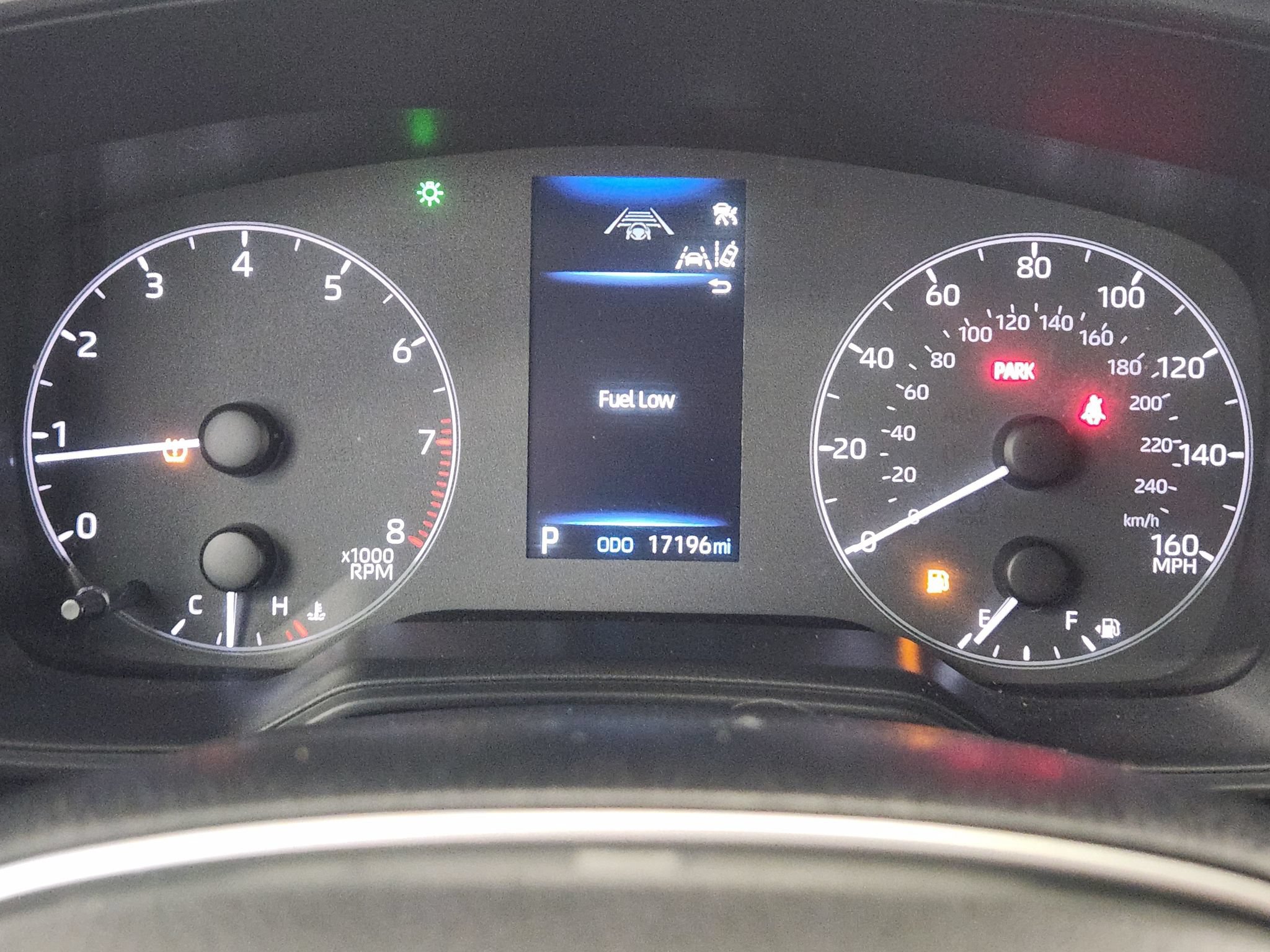 Used 2025 Toyota Corolla Cross LE FWD image 14