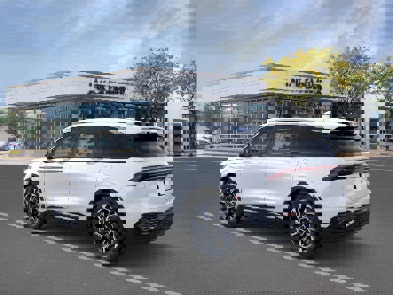 New 2026 Lincoln Nautilus Premier w/ Equipment Group 102A image 4