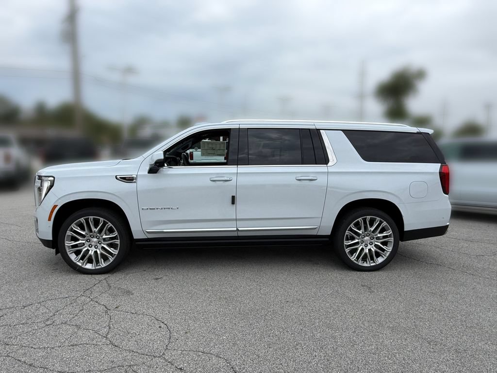 New 2026 GMC Yukon XL Denali w/ Denali Reserve Package AWD/4WD image 2