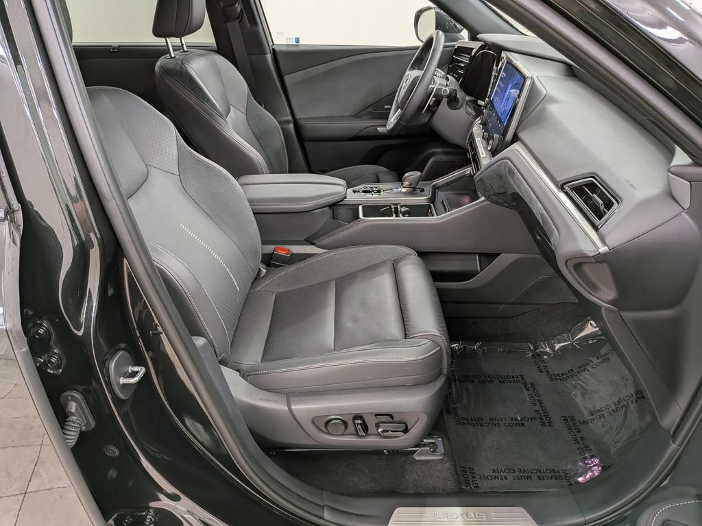 Certified 2025 Lexus TX 350 AWD w/ Technology Package image 38