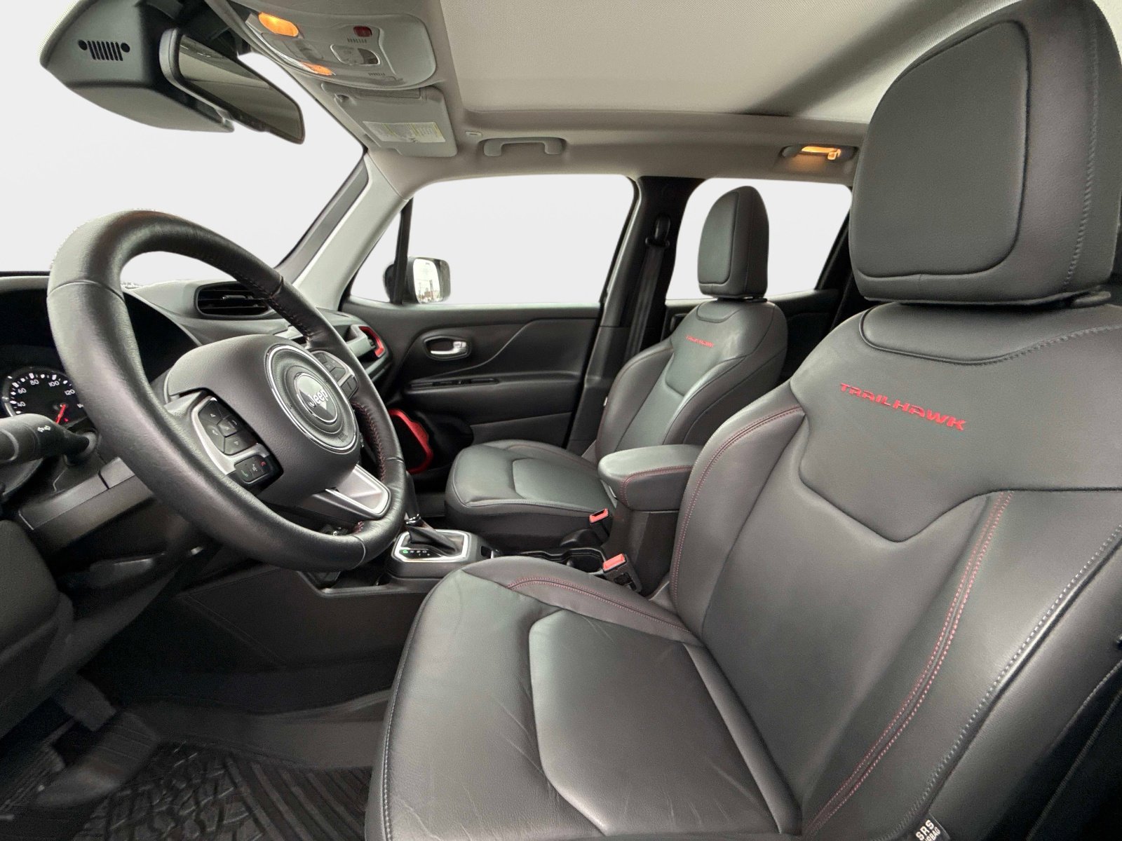 Certified 2023 Jeep Renegade Trailhawk w/ Sun/Sound Group image 21