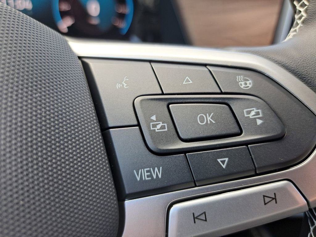 New 2026 Volkswagen Atlas SE image 13