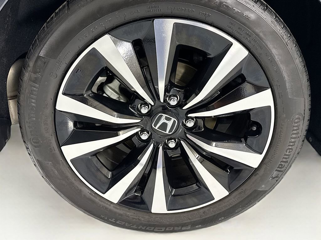 Certified 2024 Honda Civic EX-L image 33