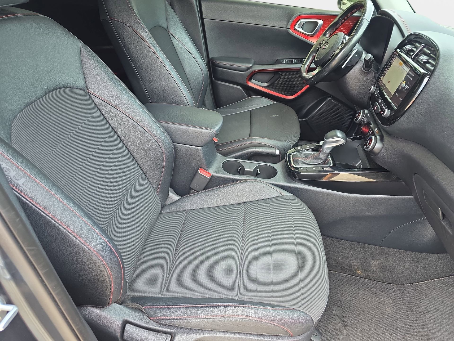 Used 2020 Kia Soul GT-Line Turbo FWD image 10