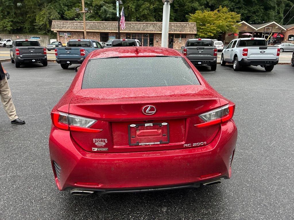 Used 2016 Lexus RC 200t RWD image 10