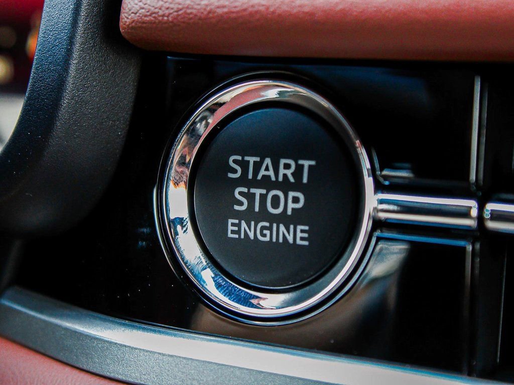 New 2025 Mitsubishi Outlander SEL image 23