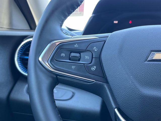 Certified 2025 Chevrolet Trax LT w/ LT Convenience Package image 31