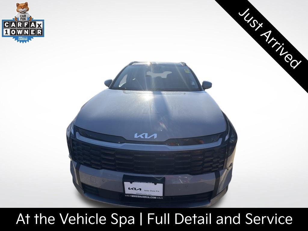 Certified 2026 Kia Sportage EX w/ EX Panoramic Sunroof Package AWD/4WD image 3