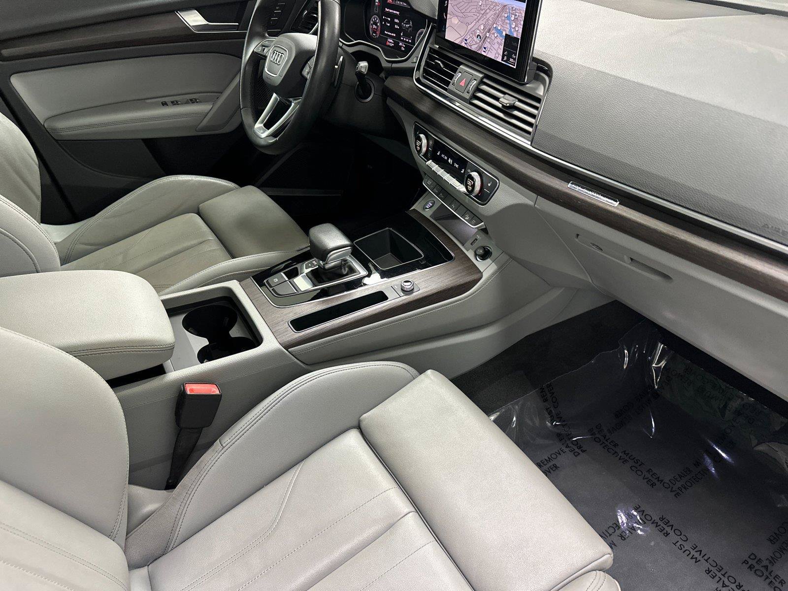 Certified 2023 Audi Q5 2.0T Premium Plus w/ Premium Plus Package AWD/4WD image 16