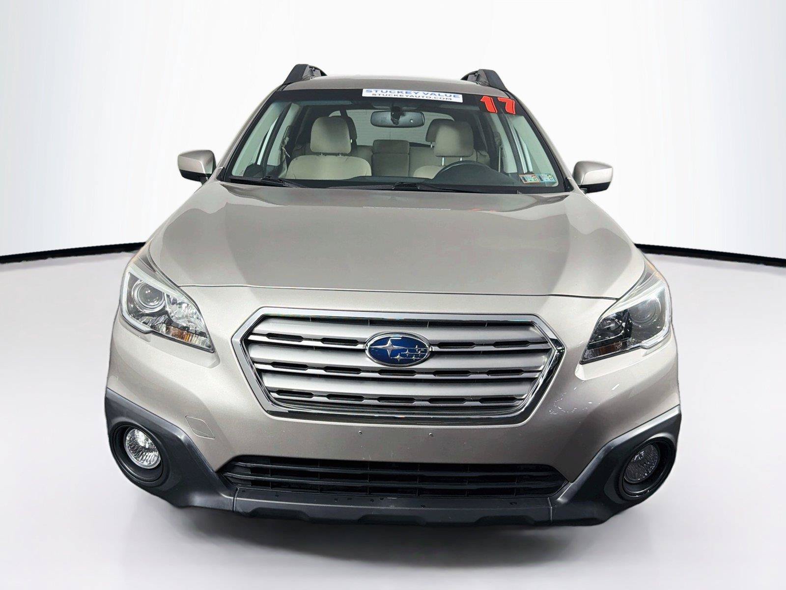 Used 2017 Subaru Outback 2.5i Premium AWD/4WD image 6
