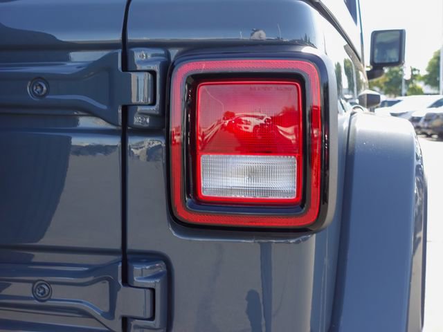 Used 2024 Jeep Wrangler Unlimited image 6