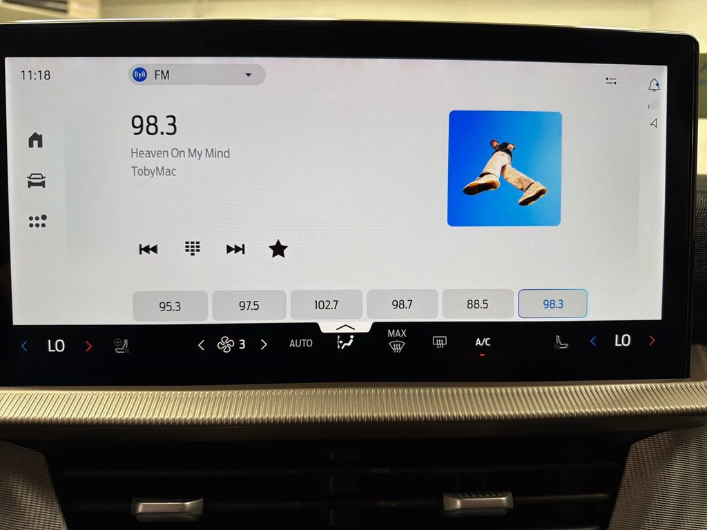 New 2026 Ford Explorer Active RWD image 23