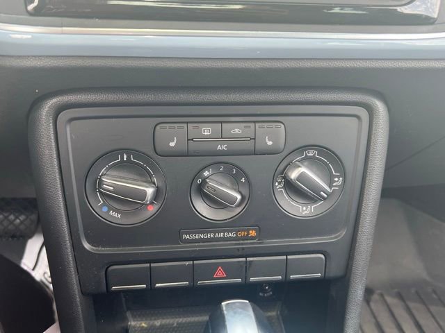 Used 2014 Volkswagen Beetle 2.5 FWD image 21