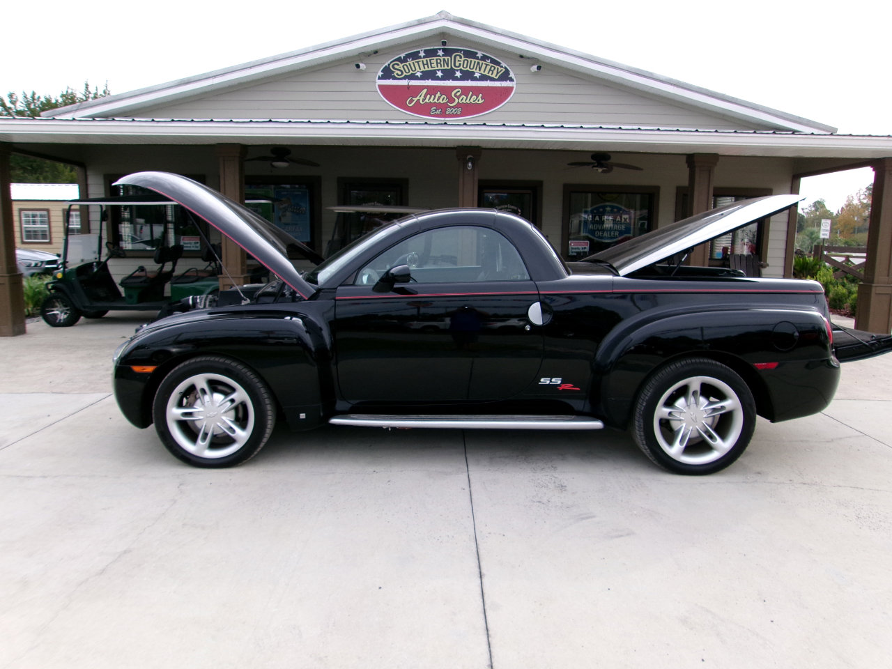 Used 2003 Chevrolet SSR w/ Preferred Equipment Group image 23