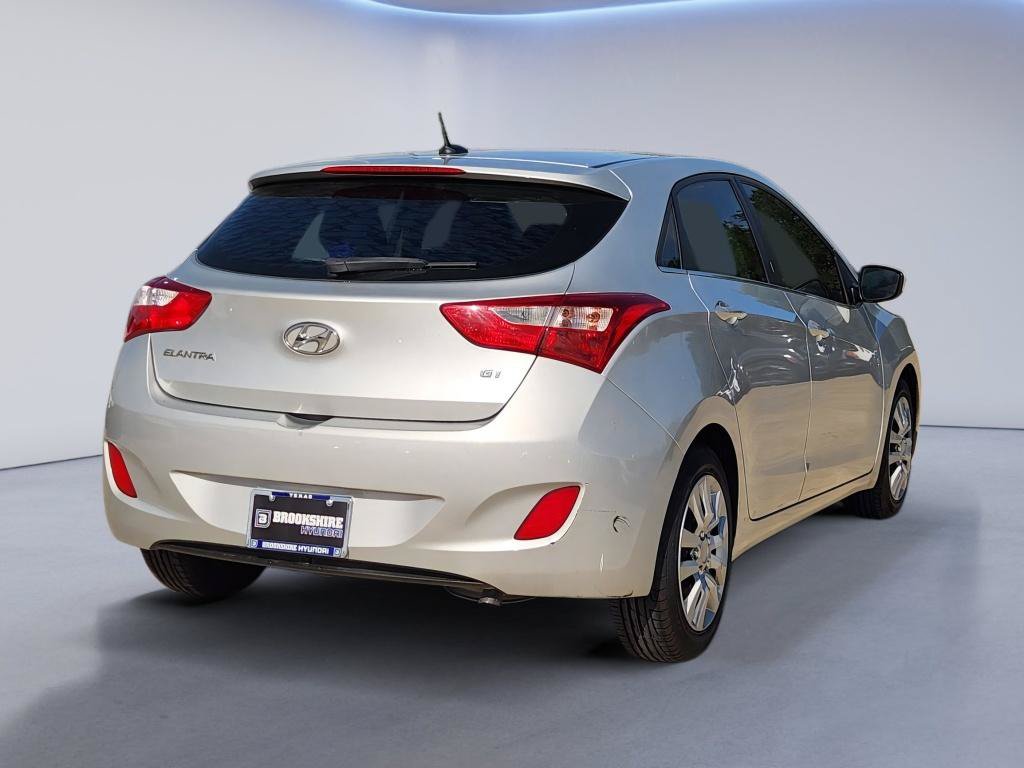 Used 2016 Hyundai Elantra GT FWD image 9