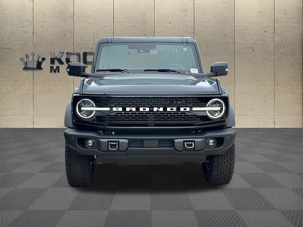 New 2025 Ford Bronco Badlands image 3