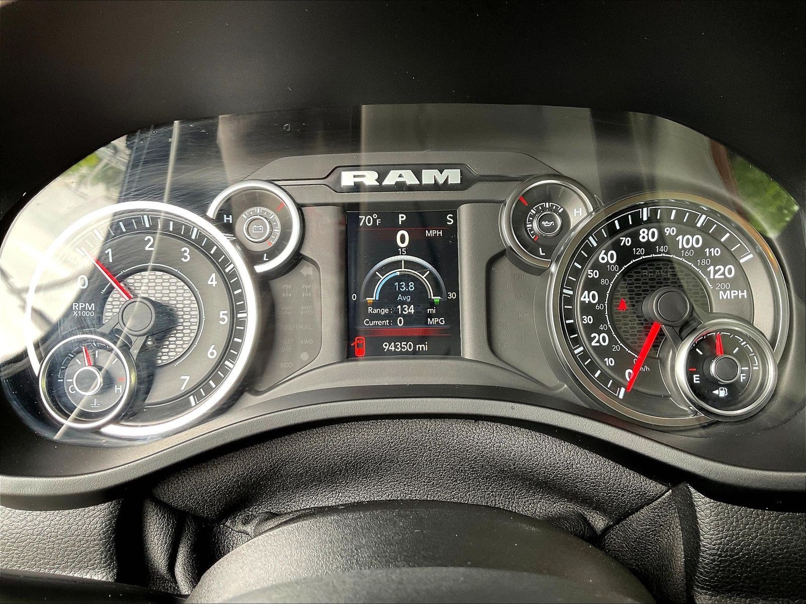 Used 2022 RAM 1500 Big Horn AWD/4WD image 14