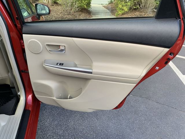 Used 2012 Toyota Prius V Five image 11