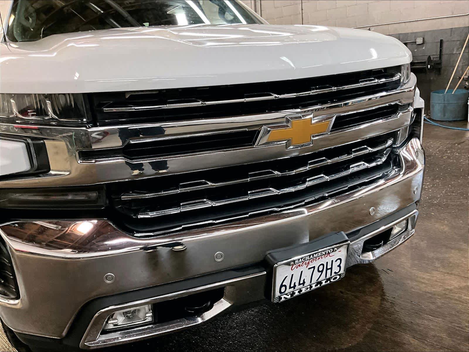 Used 2021 Chevrolet Silverado 1500 LTZ AWD/4WD image 32