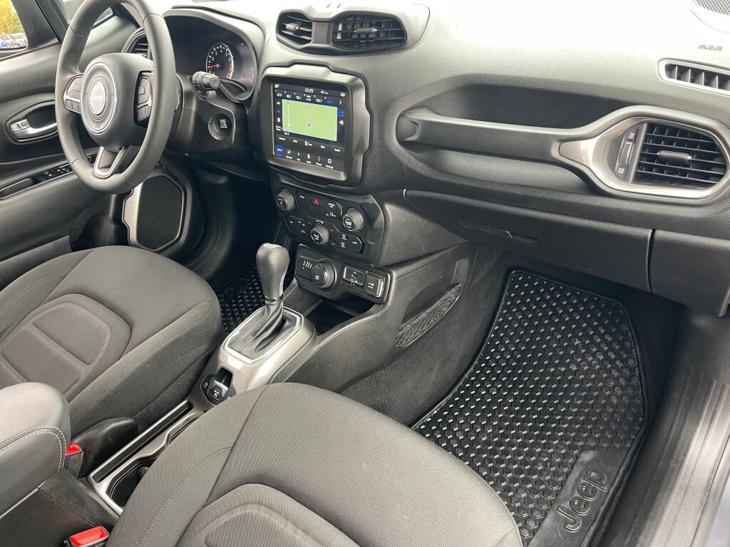 Used 2022 Jeep Renegade Latitude image 21