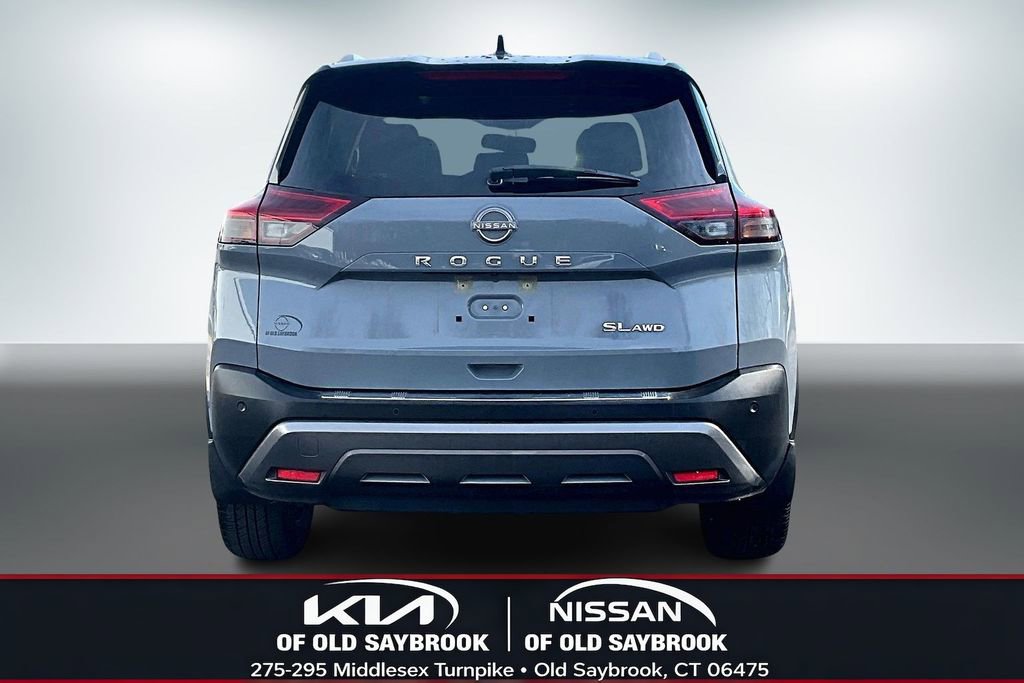 Used 2023 Nissan Rogue SL image 5
