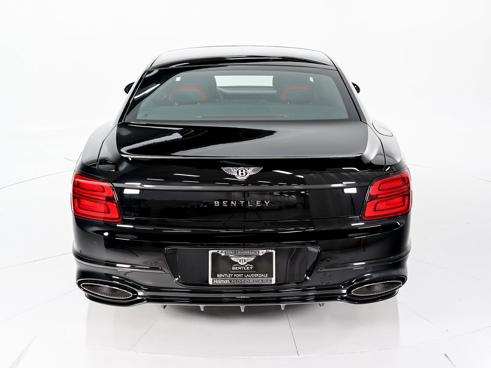 Certified 2025 Bentley Flying Spur Plug-In Hybrid image 4