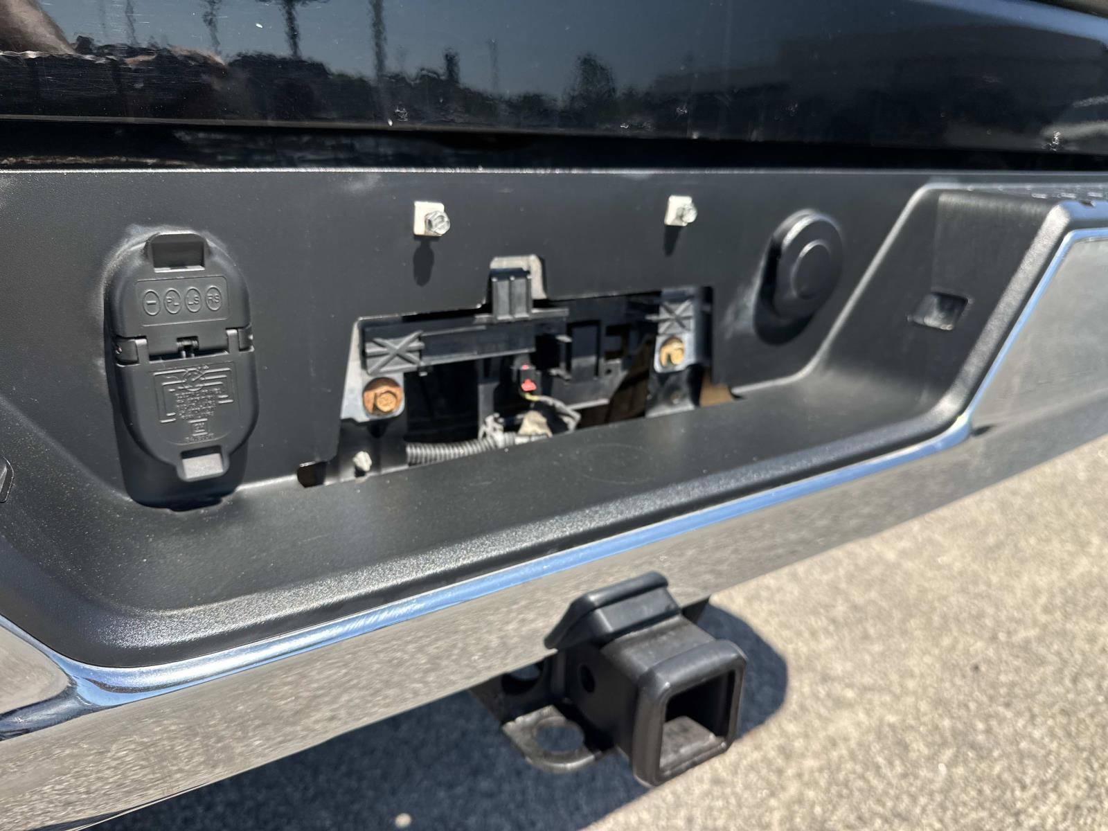 Used 2021 Chevrolet Silverado 1500 LT AWD/4WD image 14