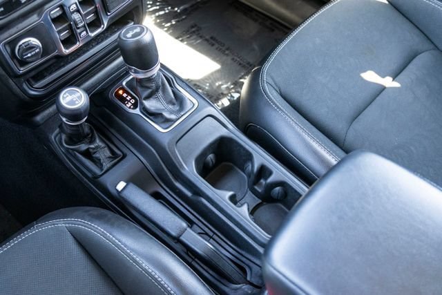Used 2023 Jeep Wrangler Unlimited Sport AWD/4WD image 19