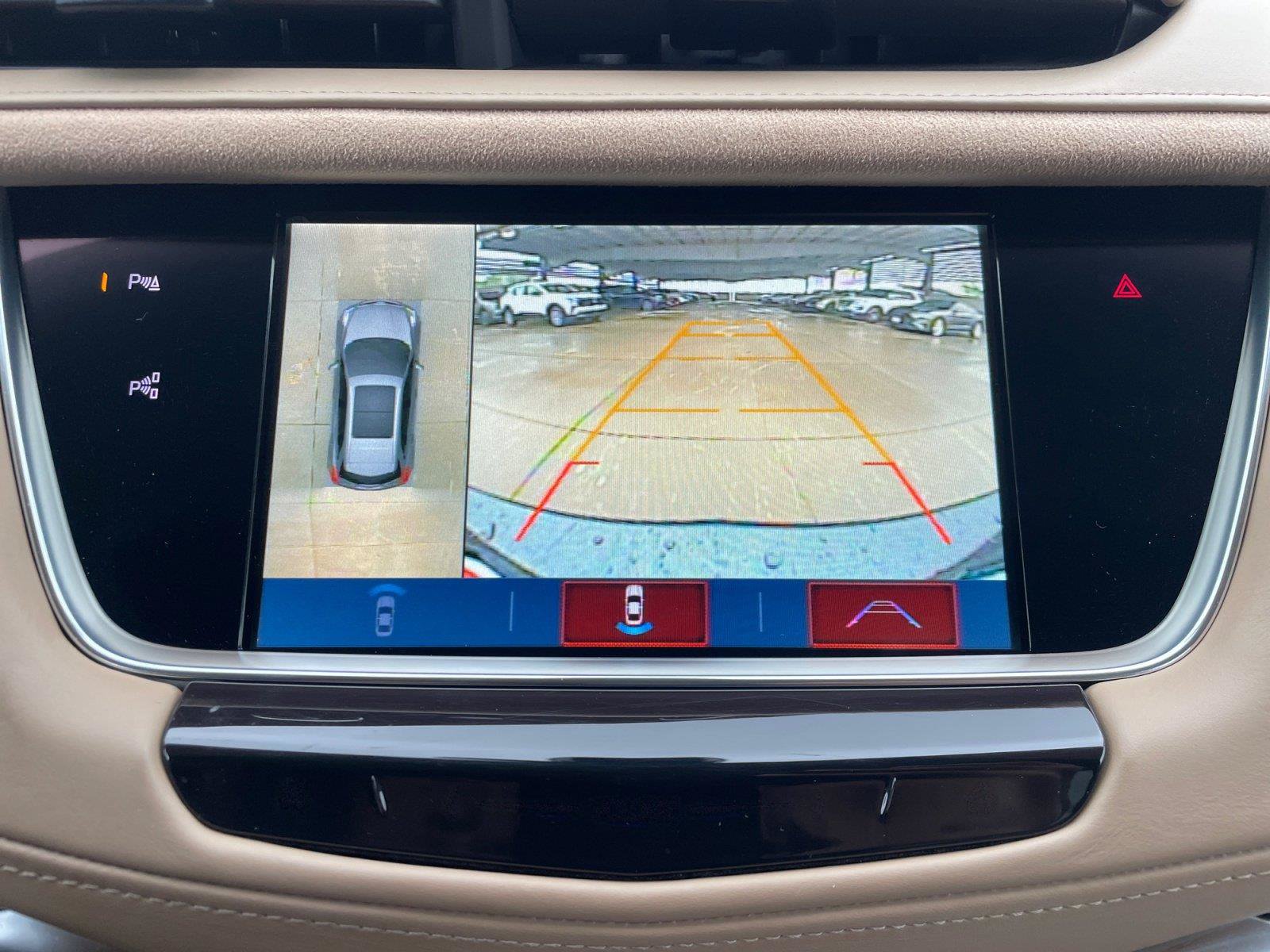 Used 2019 Cadillac XT5 Platinum AWD/4WD image 25