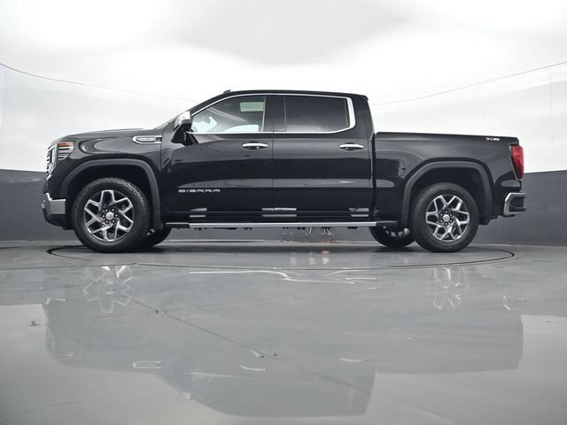 Used 2024 GMC Sierra 1500 SLT w/ SLT Premium Plus Package AWD/4WD image 28