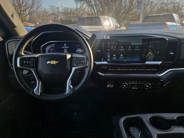 Used 2024 Chevrolet Silverado 1500 LT image 10