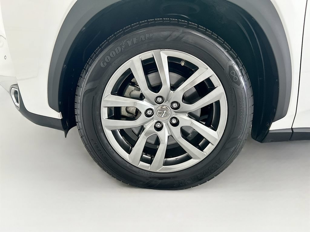 Used 2015 Lexus NX 300h AWD w/ Premium Package image 29