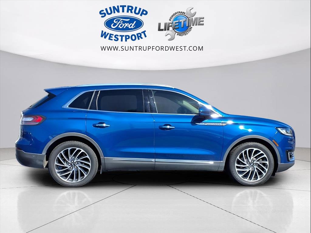 Used 2020 Lincoln Nautilus Reserve image 3