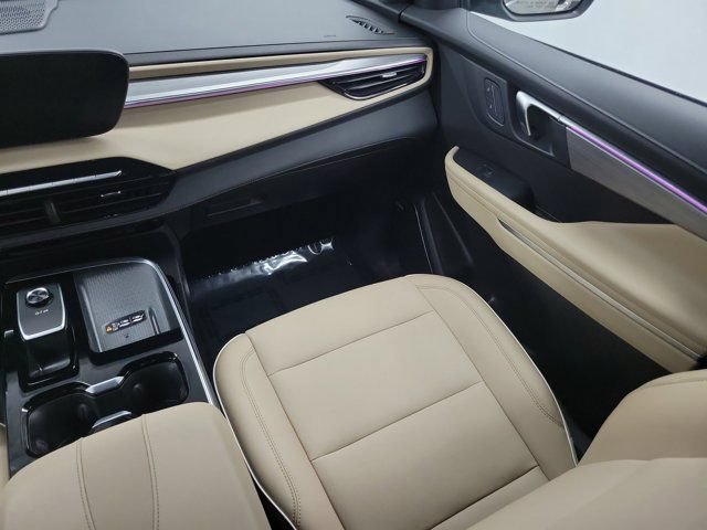 Used 2025 Buick Enclave Preferred FWD image 16