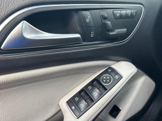 Used 2015 Mercedes-Benz GLA 250 4MATIC image 18