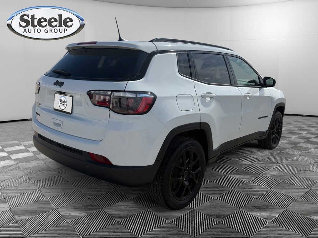 New 2026 Jeep Compass Latitude image 5