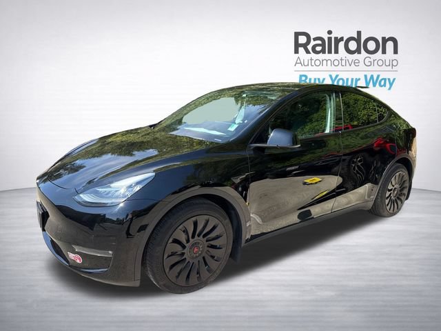 Used 2022 Tesla Model Y Long Range AWD/4WD image 3