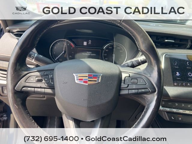 Used 2019 Cadillac XT4 Premium Luxury AWD/4WD image 17