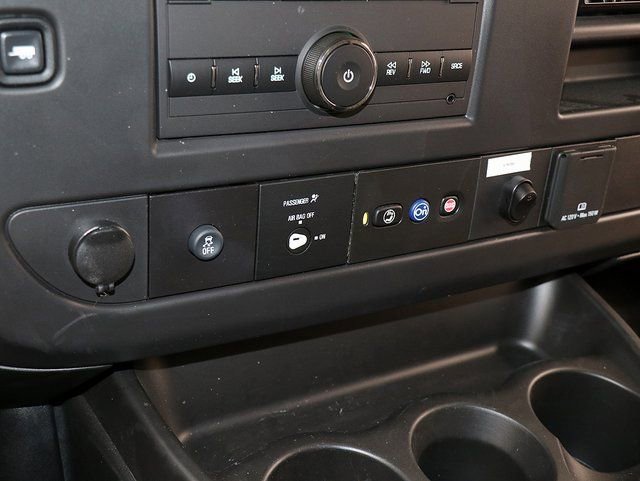 New 2025 GMC Savana 3500 w/ Power Convenience Package RWD image 15