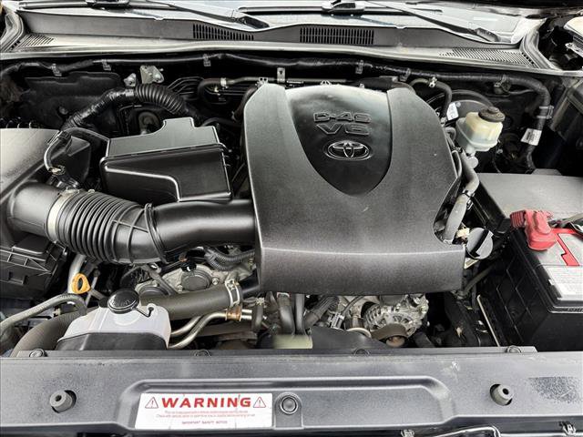 Used 2018 Toyota Tacoma TRD Sport w/ Technology Package image 21