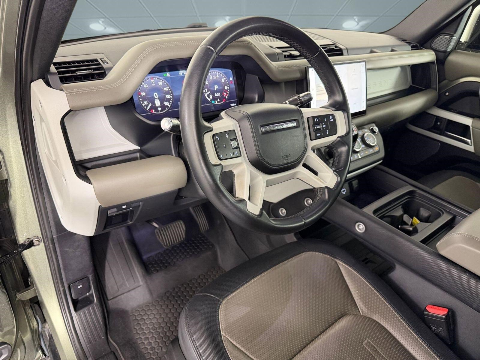 Used 2022 Land Rover Defender 110 X-Dynamic HSE image 4