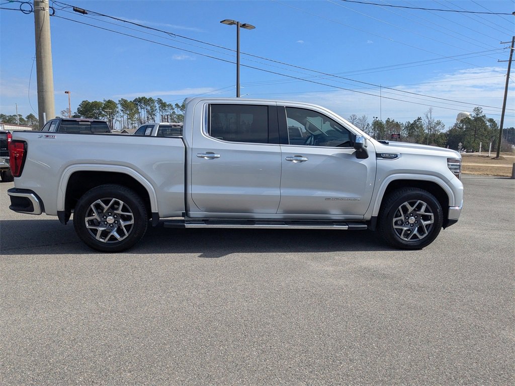 Used 2022 GMC Sierra 1500 SLT w/ SLT Premium Plus Package image 3