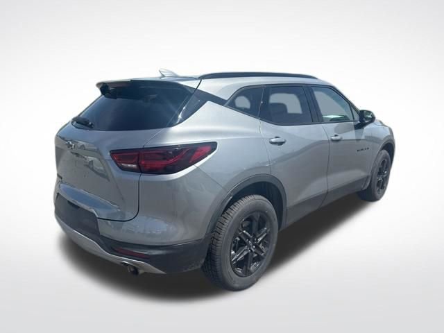 Used 2023 Chevrolet Blazer LT w/ Convenience Package FWD image 5