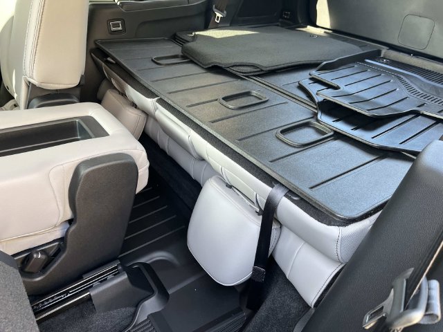 Certified 2025 Honda Pilot Touring image 28