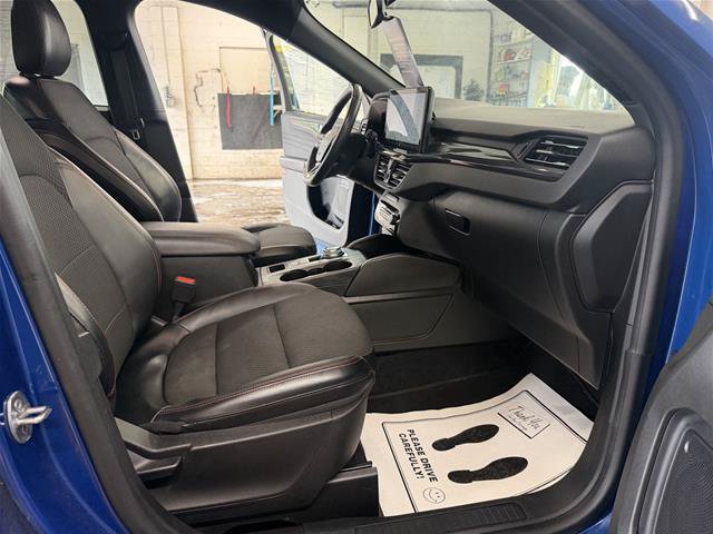 Certified 2023 Ford Escape ST-Line w/ Tech Pack #1 AWD/4WD image 18